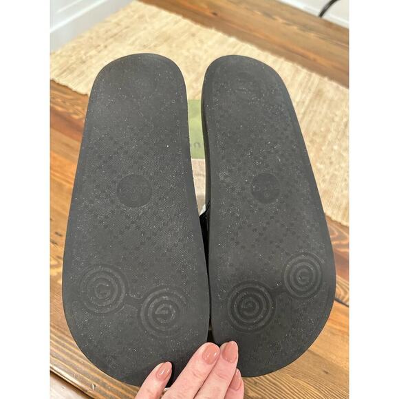 Gucci Rubber Sandal Slides - Picture 6 of 9
